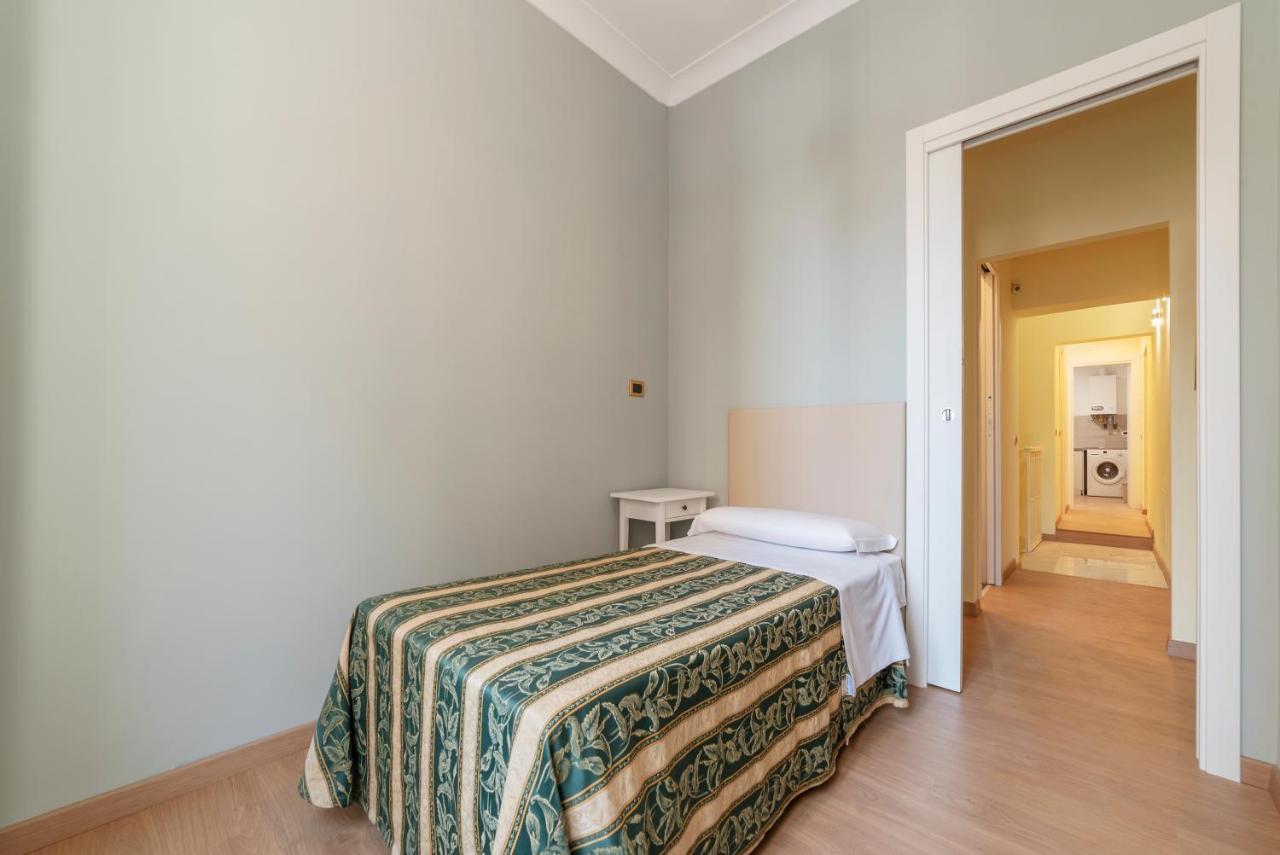 Termini Station Elegant And Roomy Apartment Roma Esterno foto