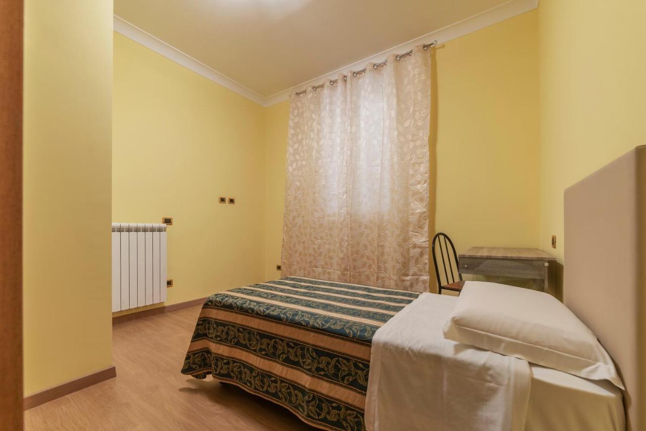Termini Station Elegant And Roomy Apartment Roma Esterno foto