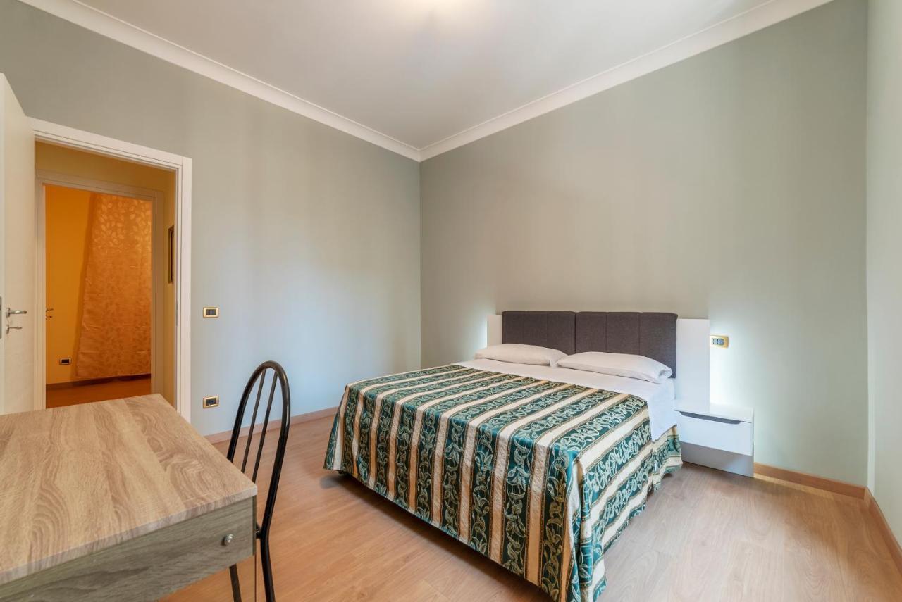 Termini Station Elegant And Roomy Apartment Roma Esterno foto