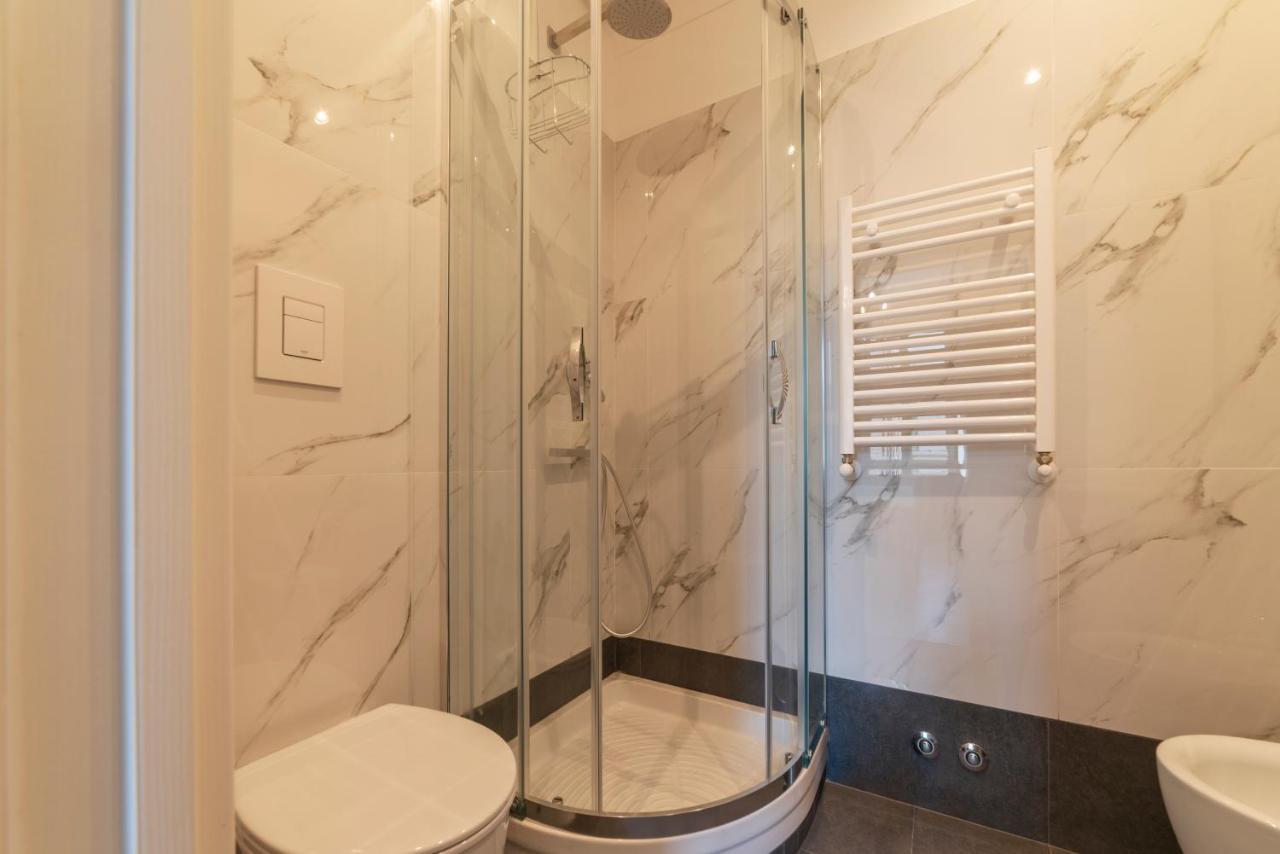 Termini Station Elegant And Roomy Apartment Roma Esterno foto